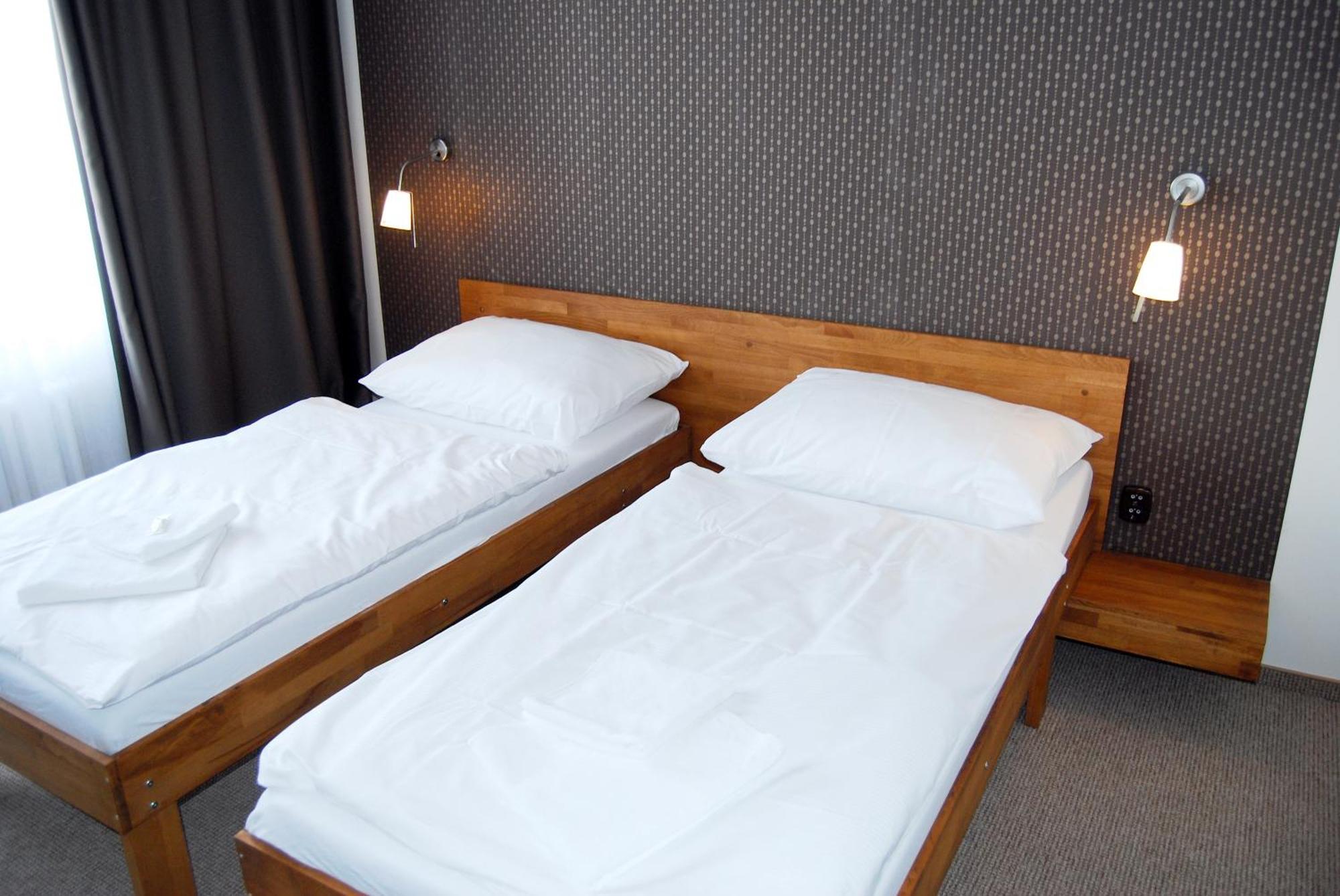 Hotel Lineas Prešov Zimmer foto