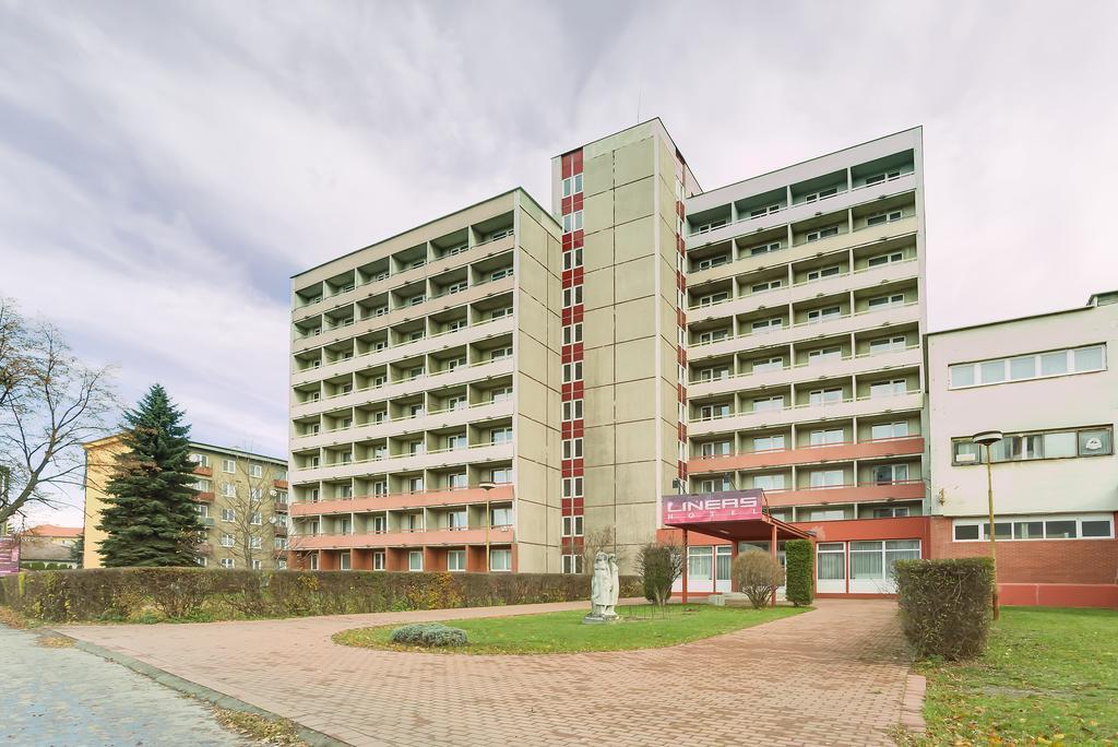 Hotel Lineas Prešov Exterior foto
